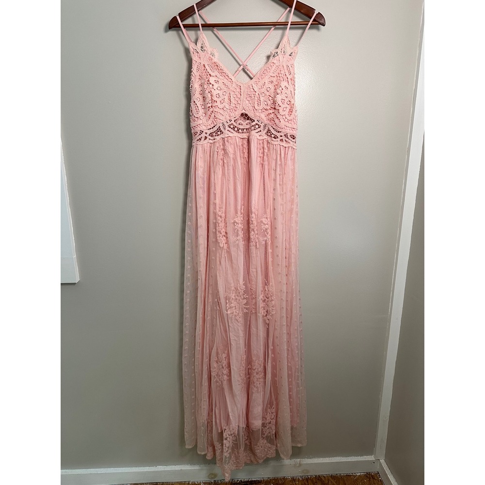 Mainstrip Maxi Dress Women M Baby Pink EUC Crochet Lace Fairycore Boho Ethereal